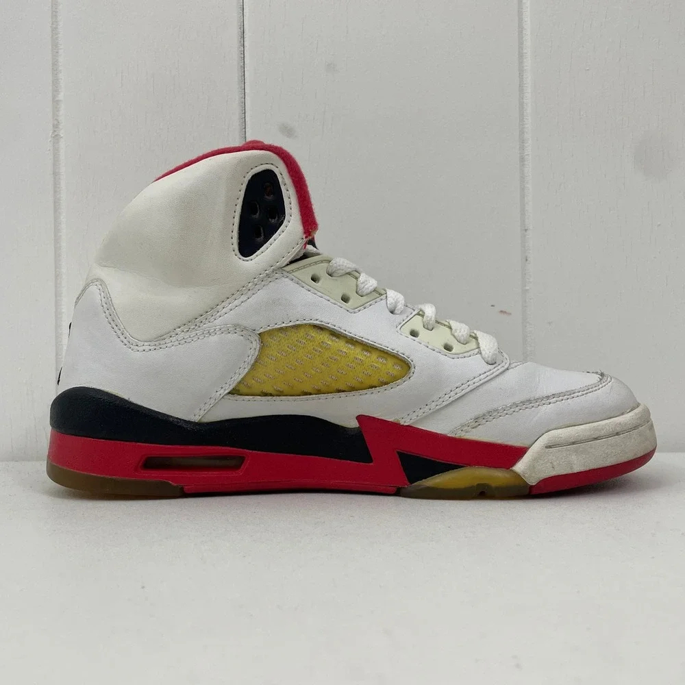 Air Jordan Retro V 5 Fire Red 2006 134092-162 White/Red/Black GS Size 5Y No Box